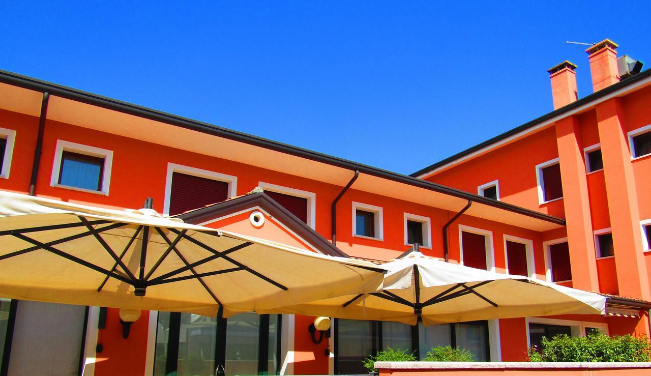 Hotel Ristorante Al Bassanello Bassano del Grappa Exterior photo