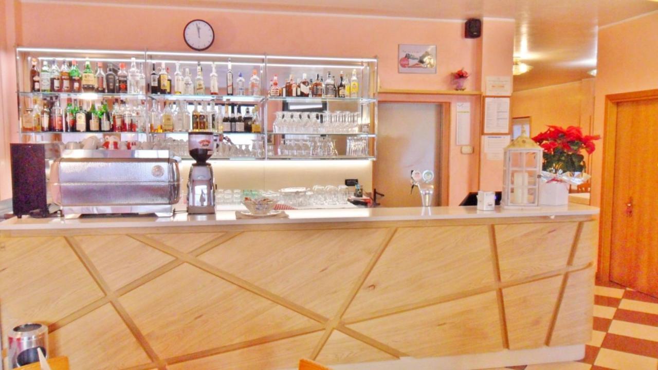 Hotel Ristorante Al Bassanello Bassano del Grappa Exterior photo